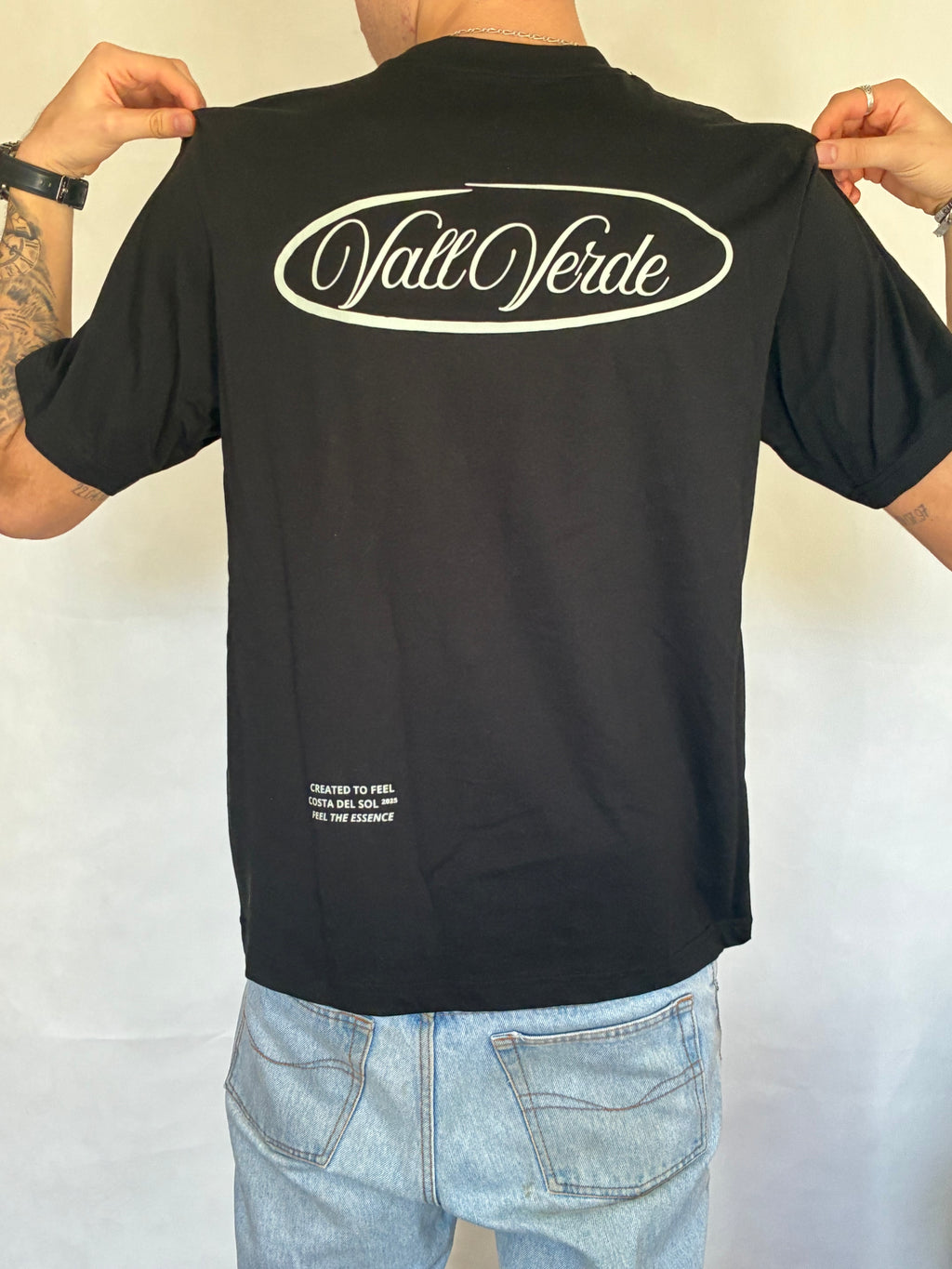 BASIC BLACK “OVERSIZED”